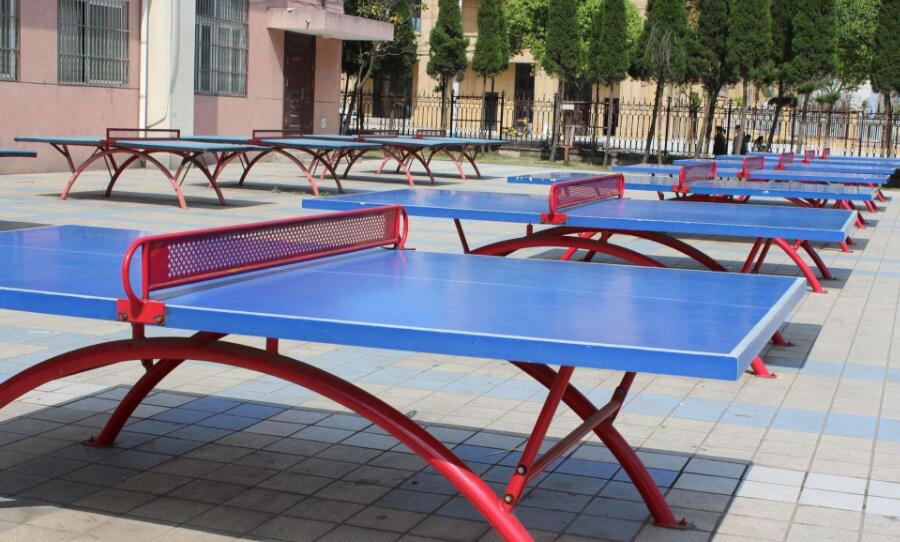 塑膠籃球場平常使用應(yīng)該注意的事項，蘭州體育設(shè)施廠家告訴你們